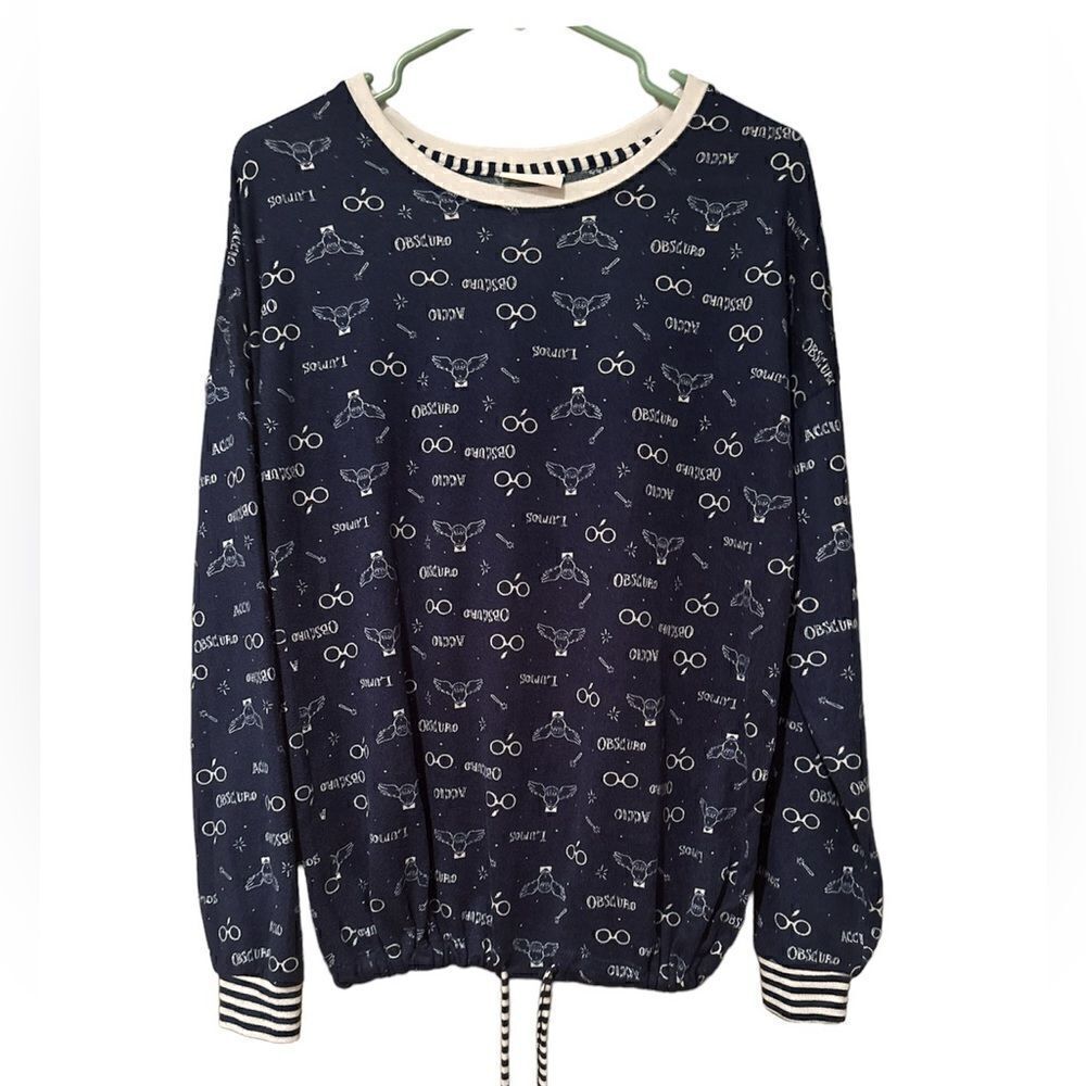 Harry Potter Hogwarts Crew Neck Wizarding World Pajama Top Size Small